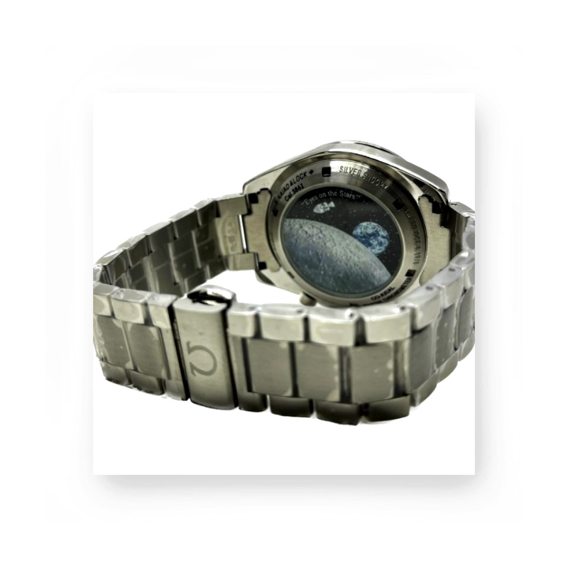 Omega OM-08 Speedmaster Anniversary Series Snoopy ângulo 5