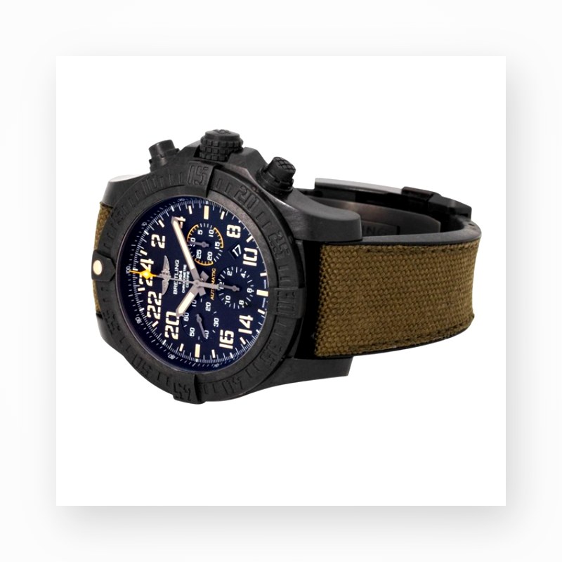 Breitling BR-24 Avenger Hurricane Military ângulo 4